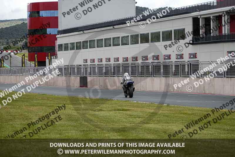 cadwell no limits trackday;cadwell park;cadwell park photographs;cadwell trackday photographs;enduro digital images;event digital images;eventdigitalimages;navarra;no limits trackdays;peter wileman photography;racing digital images;trackday digital images;trackday photos